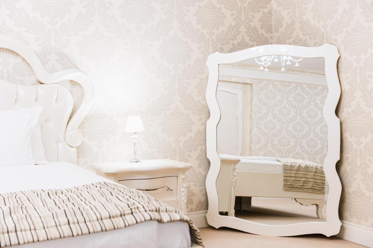 Hotel Dukagjini Печ Экстерьер фото